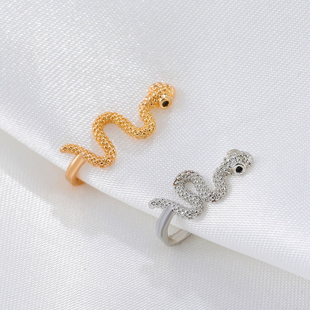 BodiModi Edgy Snake-Shaped Nose Ring Jewelry