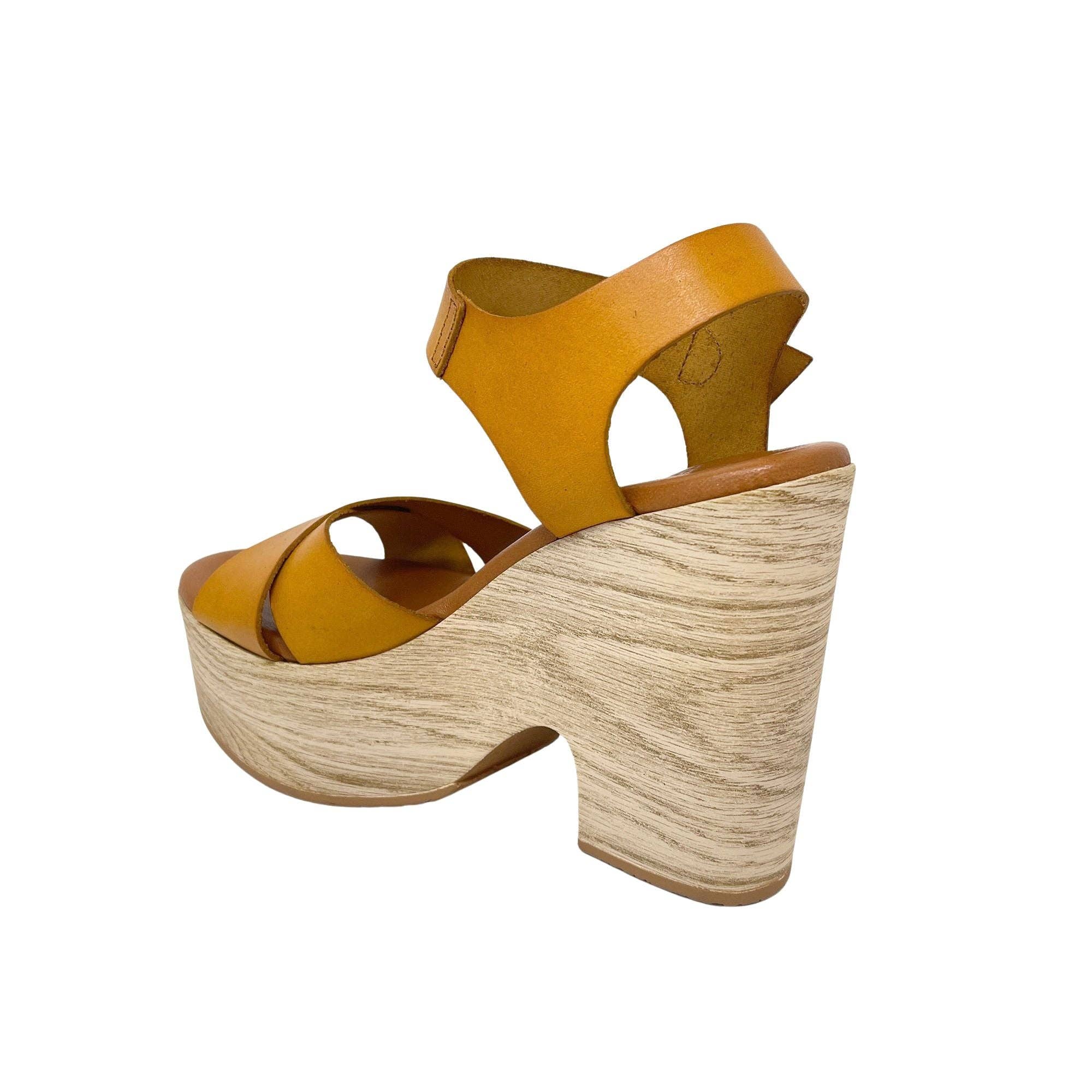 Keita Platform Sandal in Yellow Leather