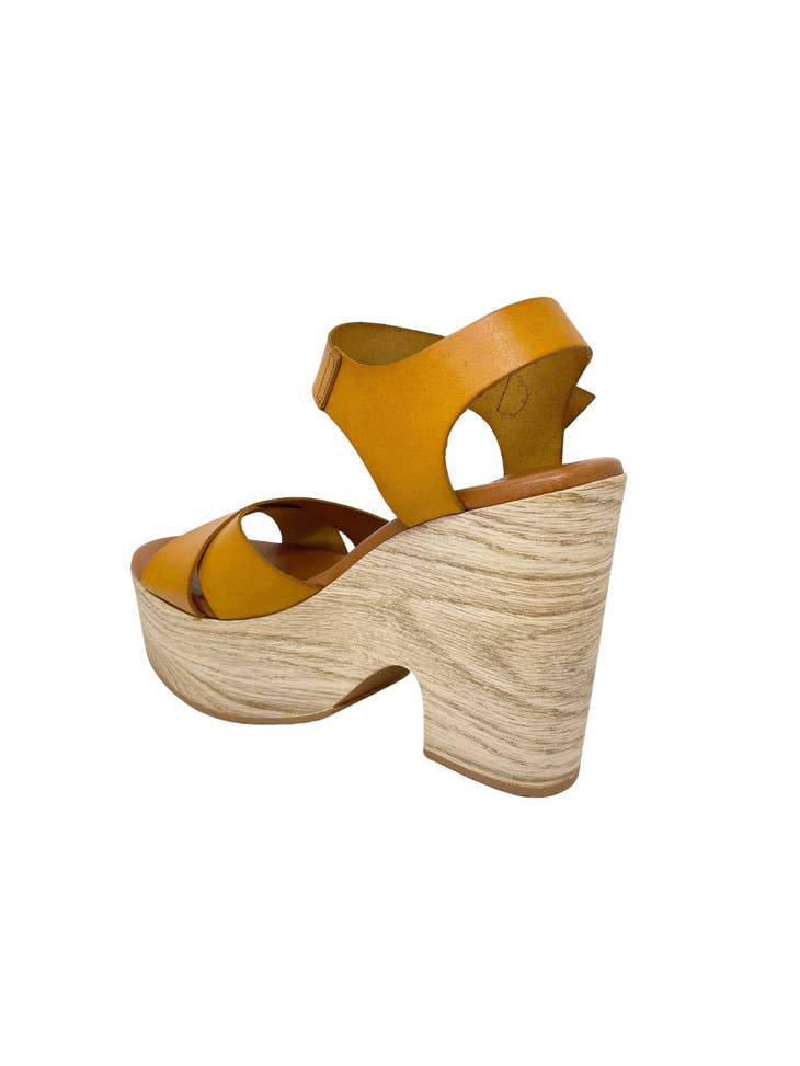 Keita Platform Sandal in Yellow Leather