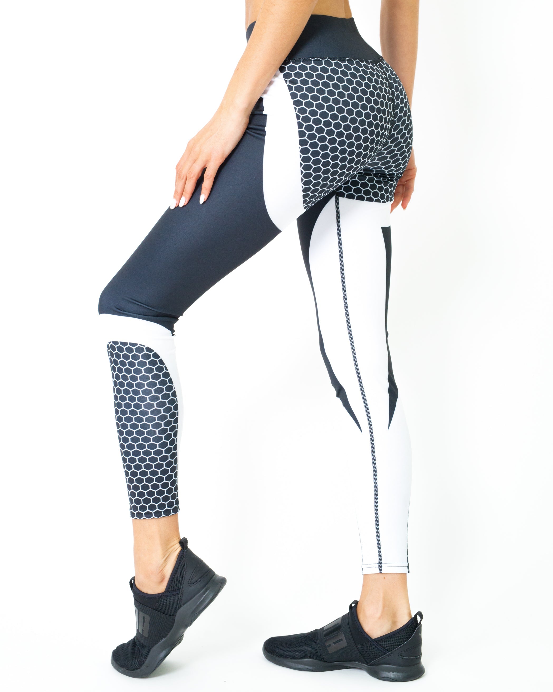 Color Contrast Leggings - Black / White